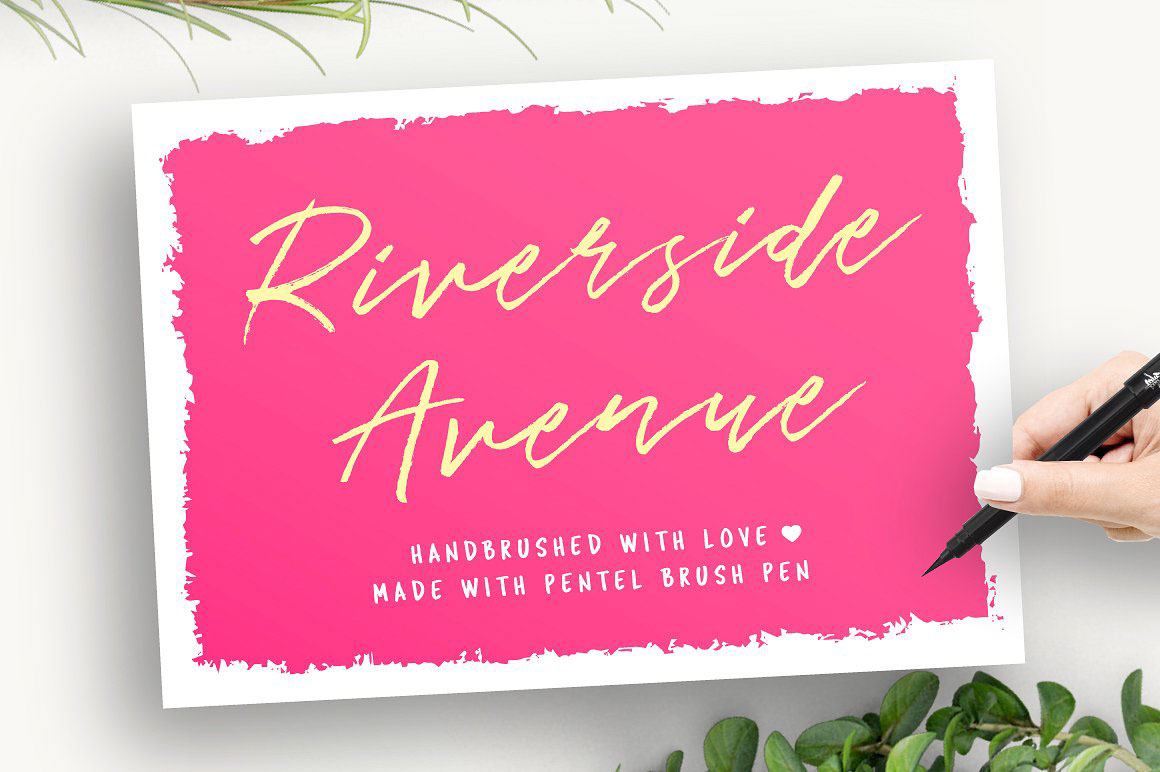 Riverside Avenue Free handwritten Font - script